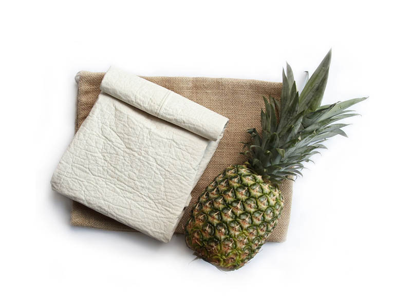 Bolsos veganos España fabricados con cuero de piña, material vegetal ecológico y sostenible